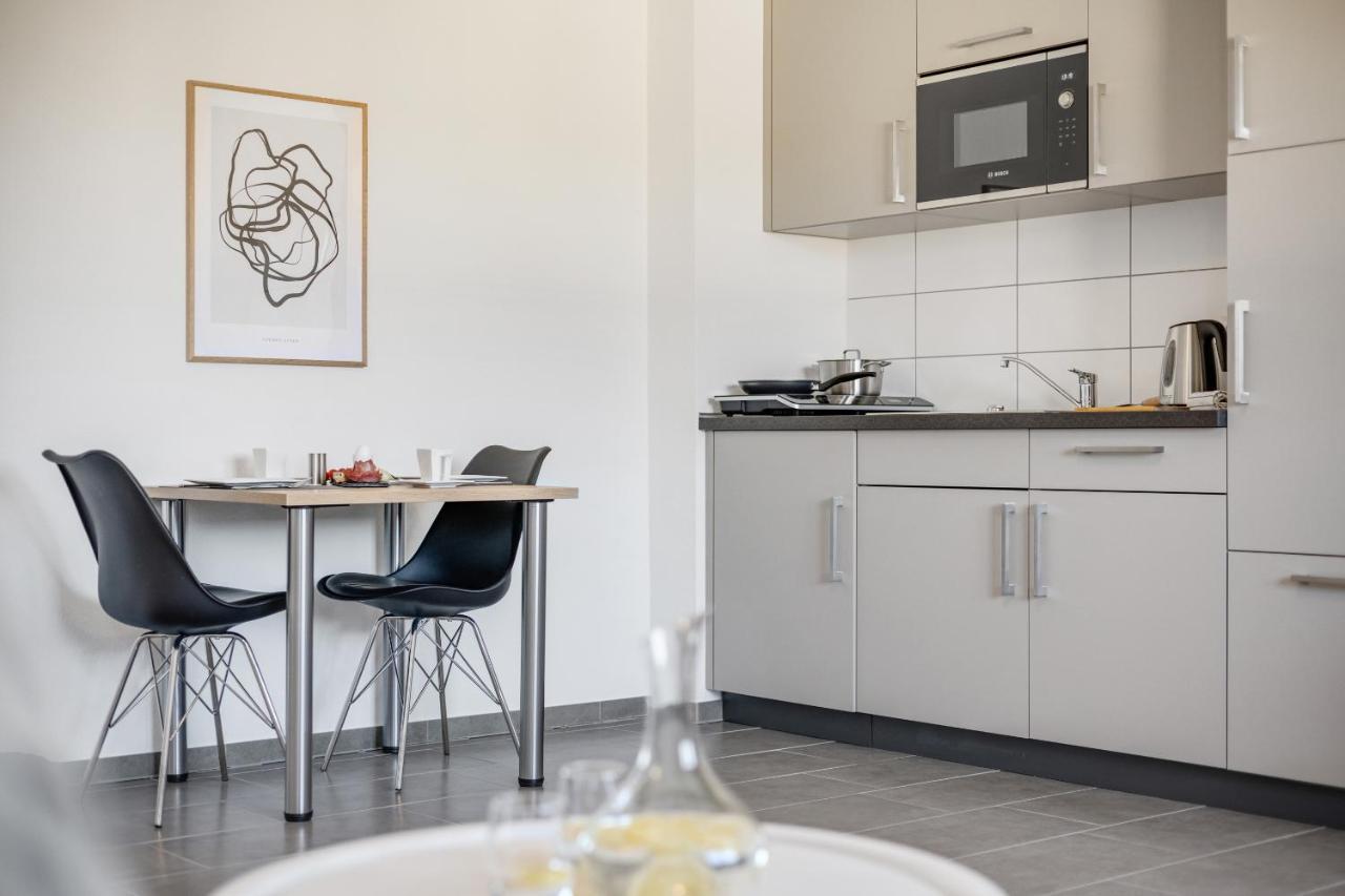 Empire Living: Denzlingen Marktplatz Exterior photo